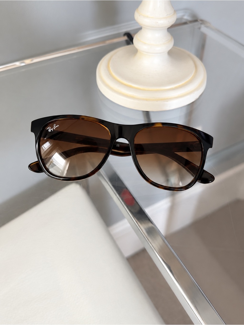 Ray-Ban Brown Tortoiseshell Frame with Brown Gradient Lenses
